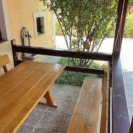Room In Otocac Helena ภายนอก รูปภาพ
